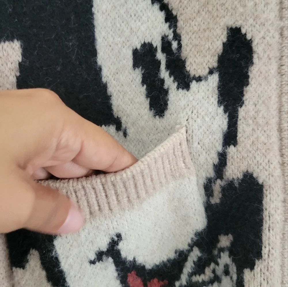 Mickey Mouse And Minnie Mouse Handmade Sweater Size Medium Kids